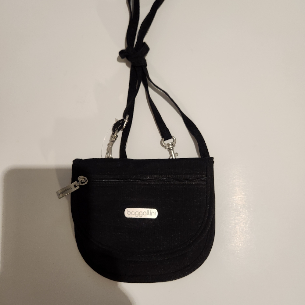 Baggallini Black Compact Crossbody Pouch